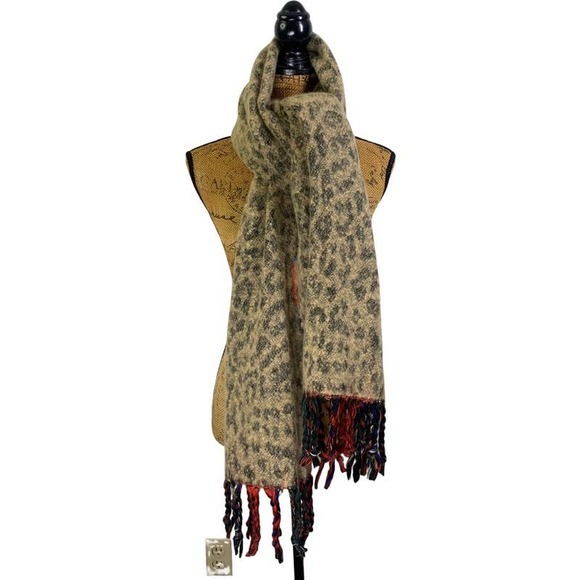STEVE MADDEN Plaid & Animal Print Chunky Reversible Blanket Wrap Scarf‎ - OS - Picture 11 of 12